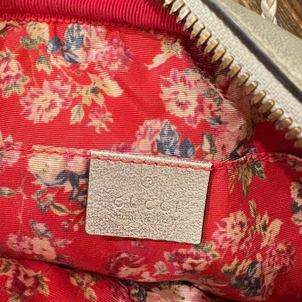 Gucci Silver Trapuntata Crossbody - Picture 8 of 12